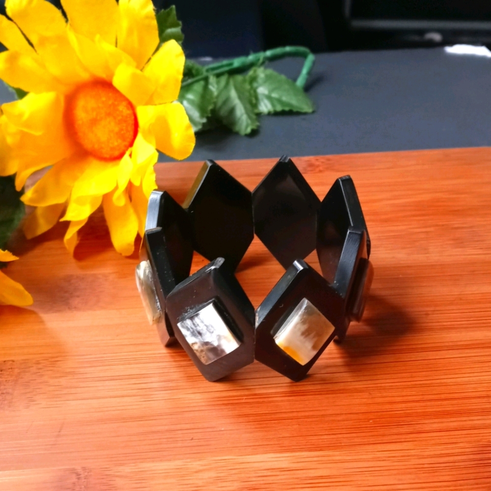 1PC Beautiful African Black Hira Horn Bracelet - Picture 6 of 8